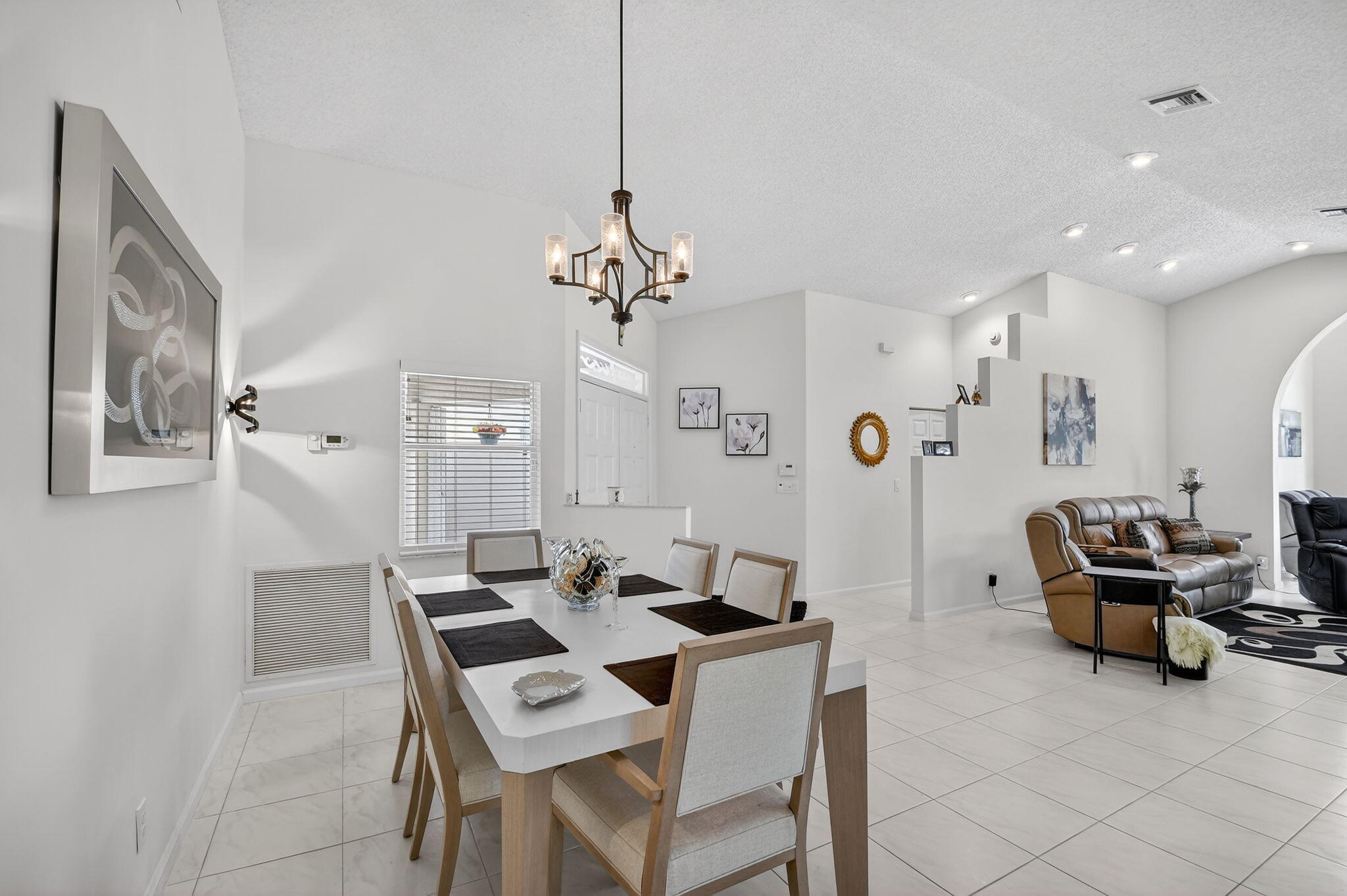 PALM ISLES - Residential