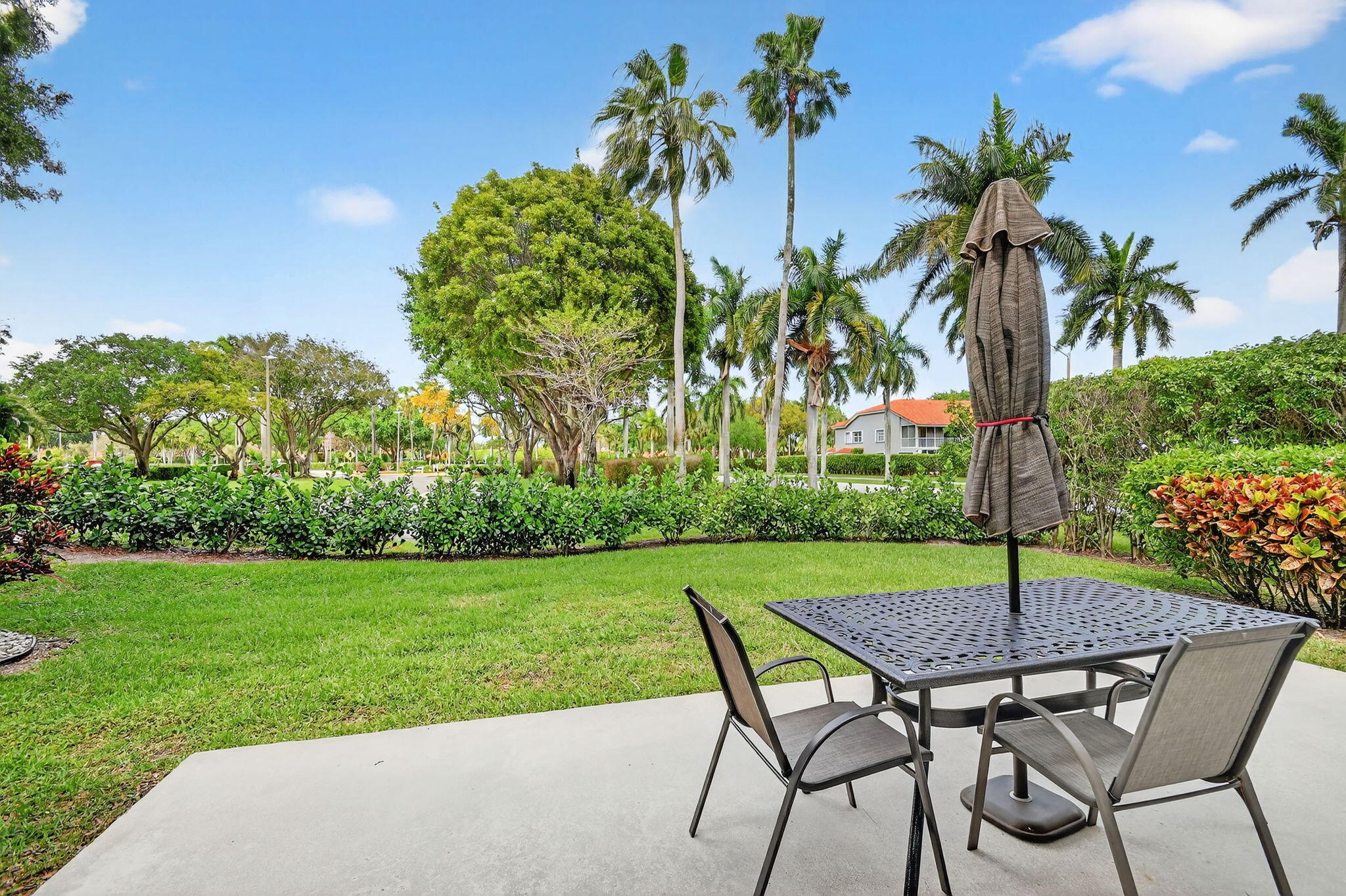 PALM ISLES - Residential