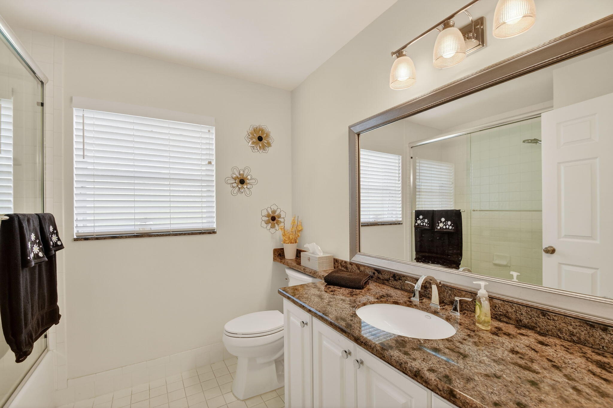 PALM ISLES - Residential