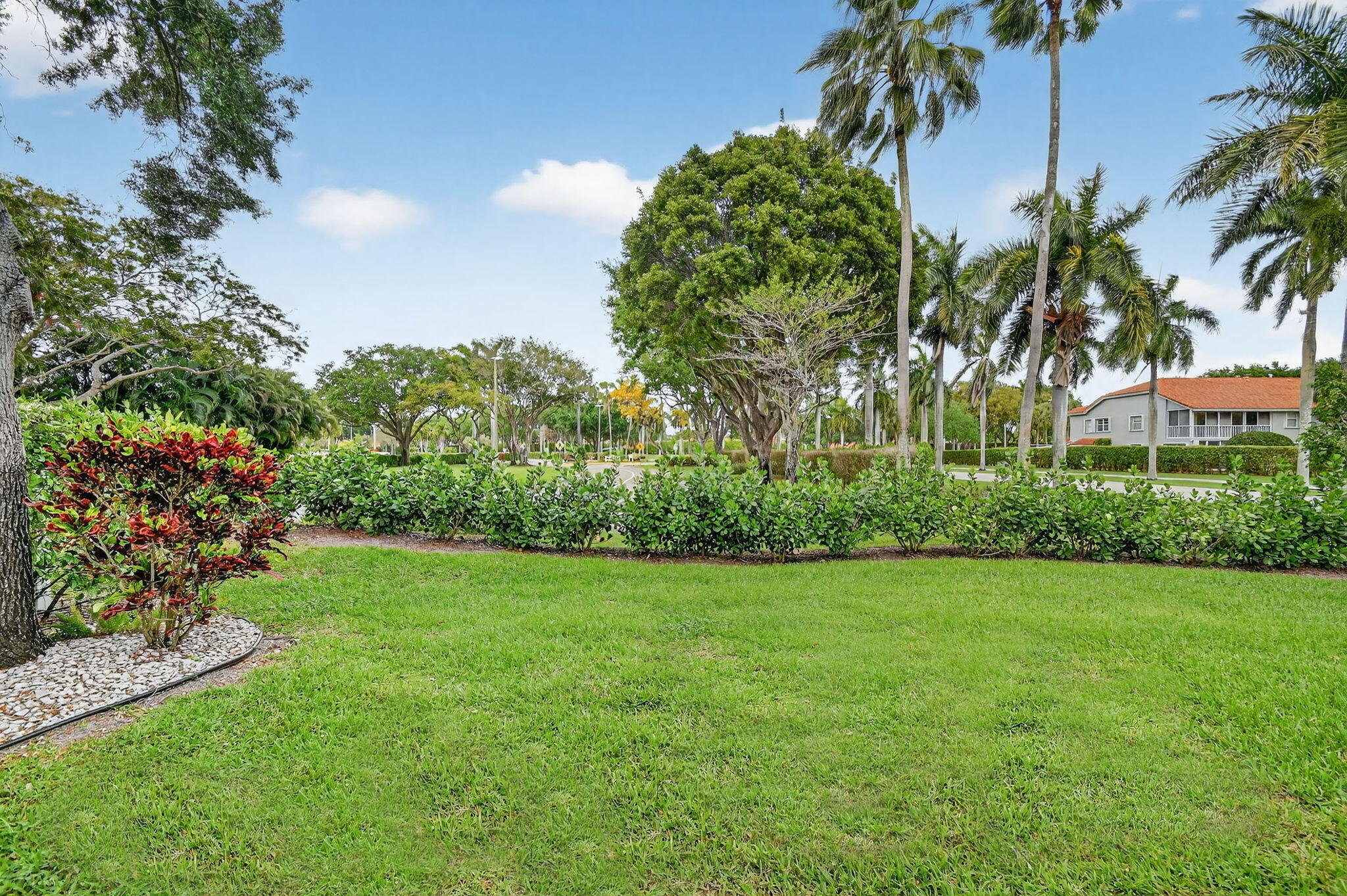 PALM ISLES - Residential