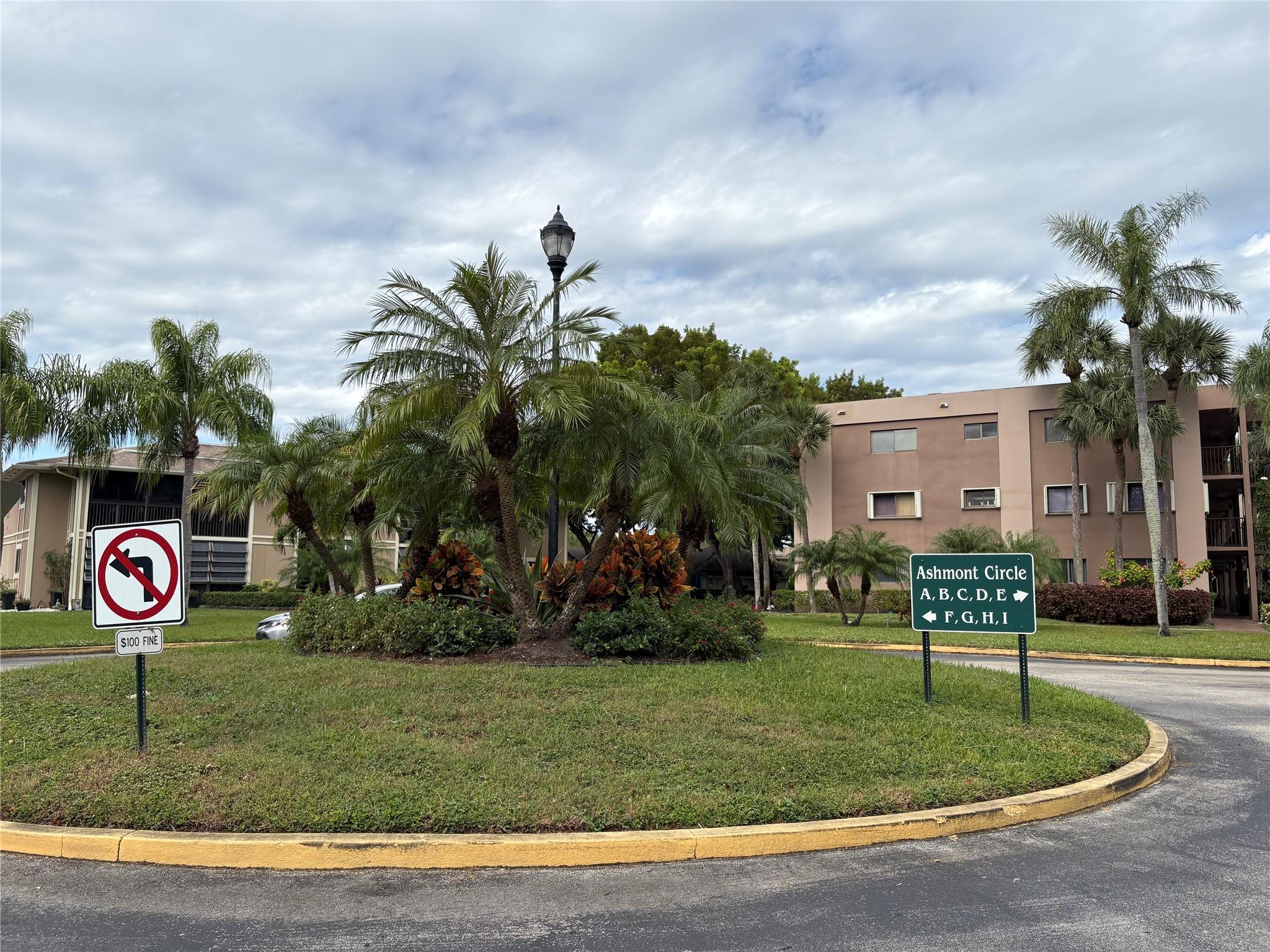 KINGS POINT - Residential