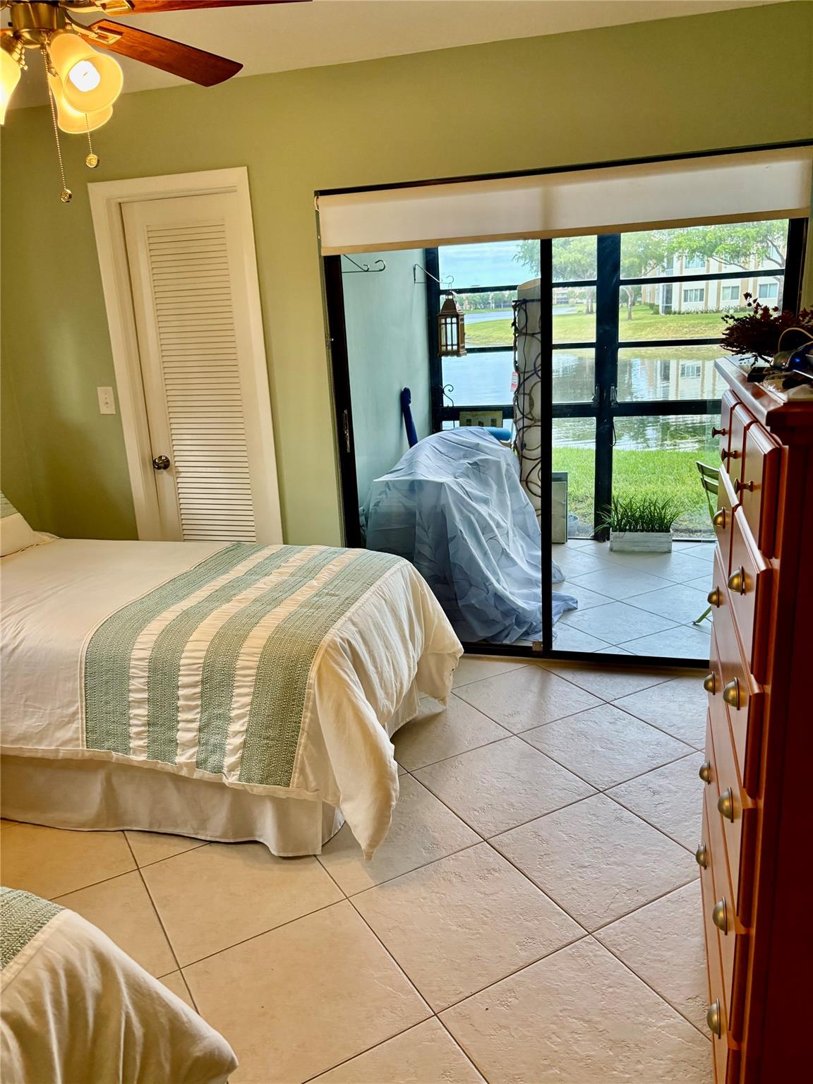 KINGS POINT - Residential