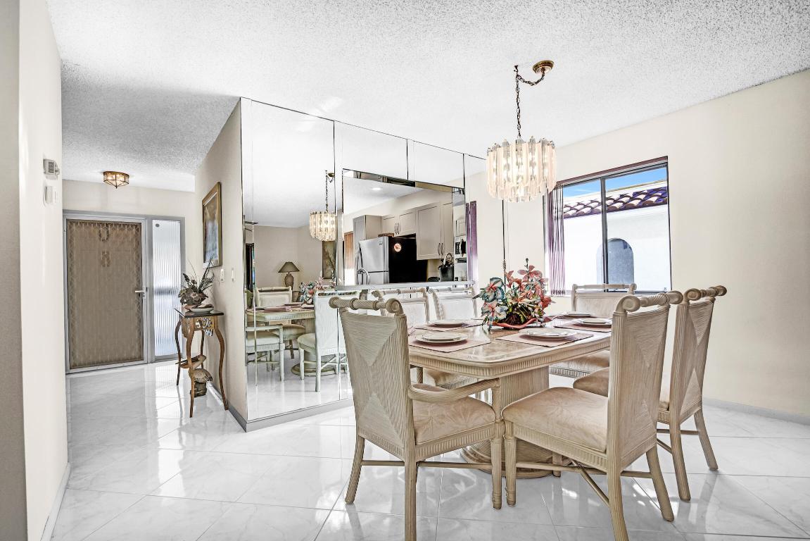 Pelican Pointe Condo - Residential