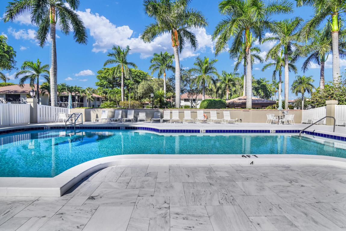 Pelican Pointe Condo - Residential