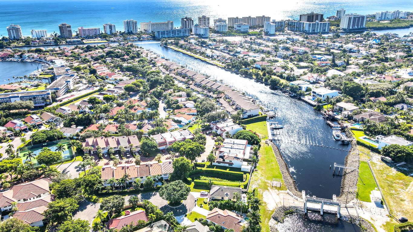 Pelican Pointe Condo - Residential