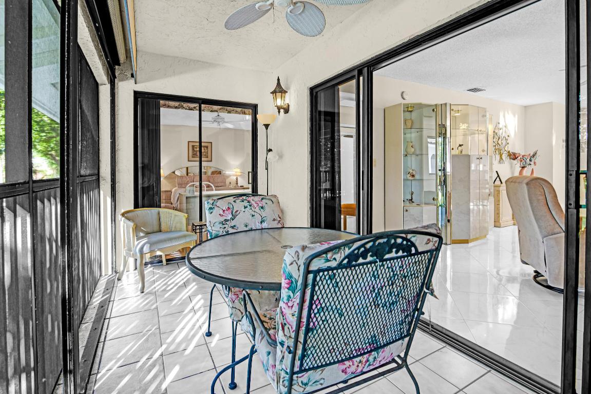 Pelican Pointe Condo - Residential