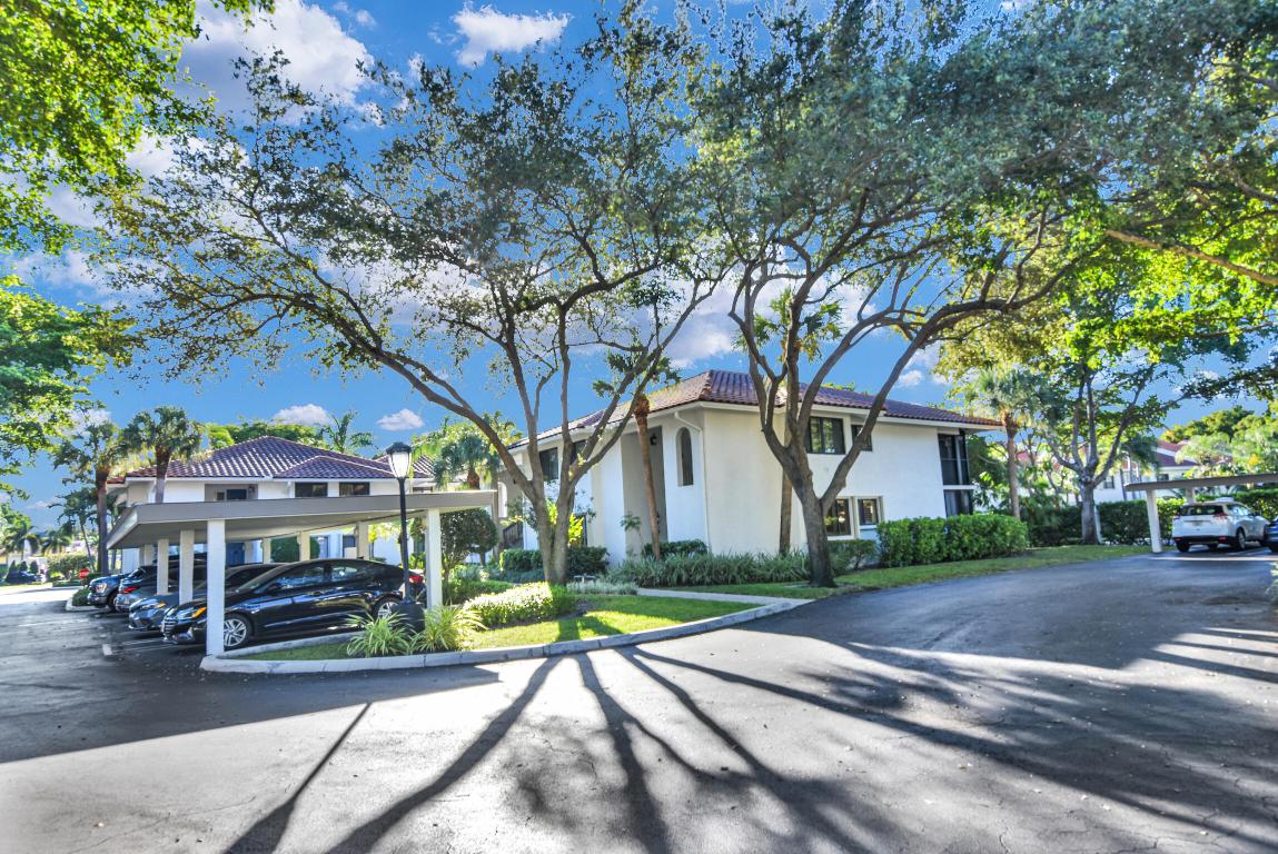 Pelican Pointe Condo - Residential