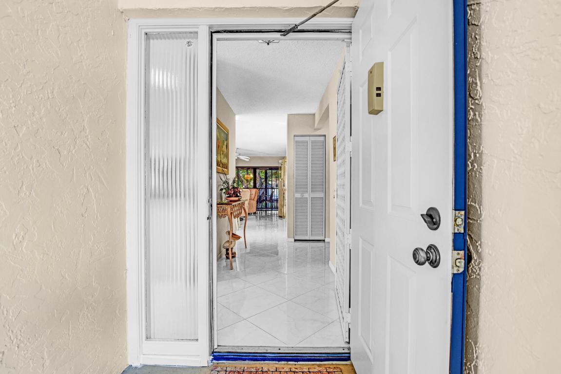 Pelican Pointe Condo - Residential