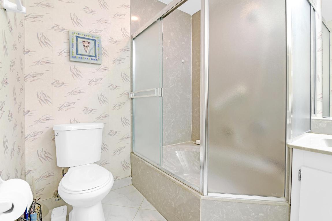 Pelican Pointe Condo - Residential