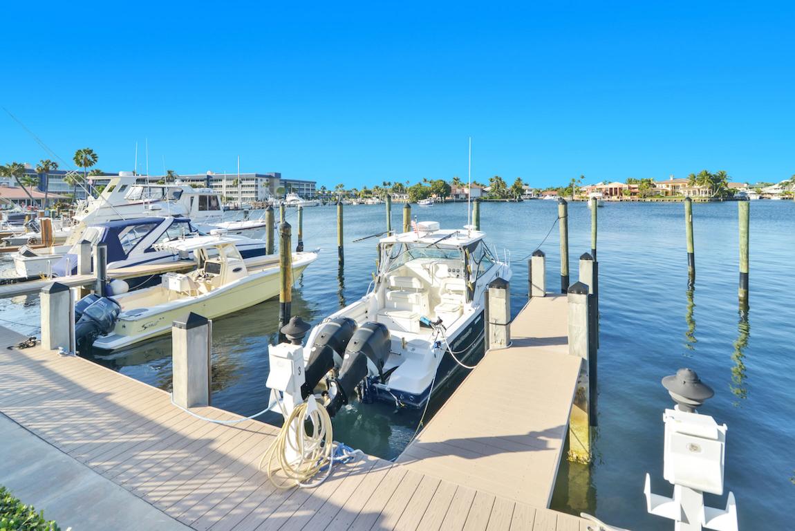 Pelican Pointe Condo - Residential