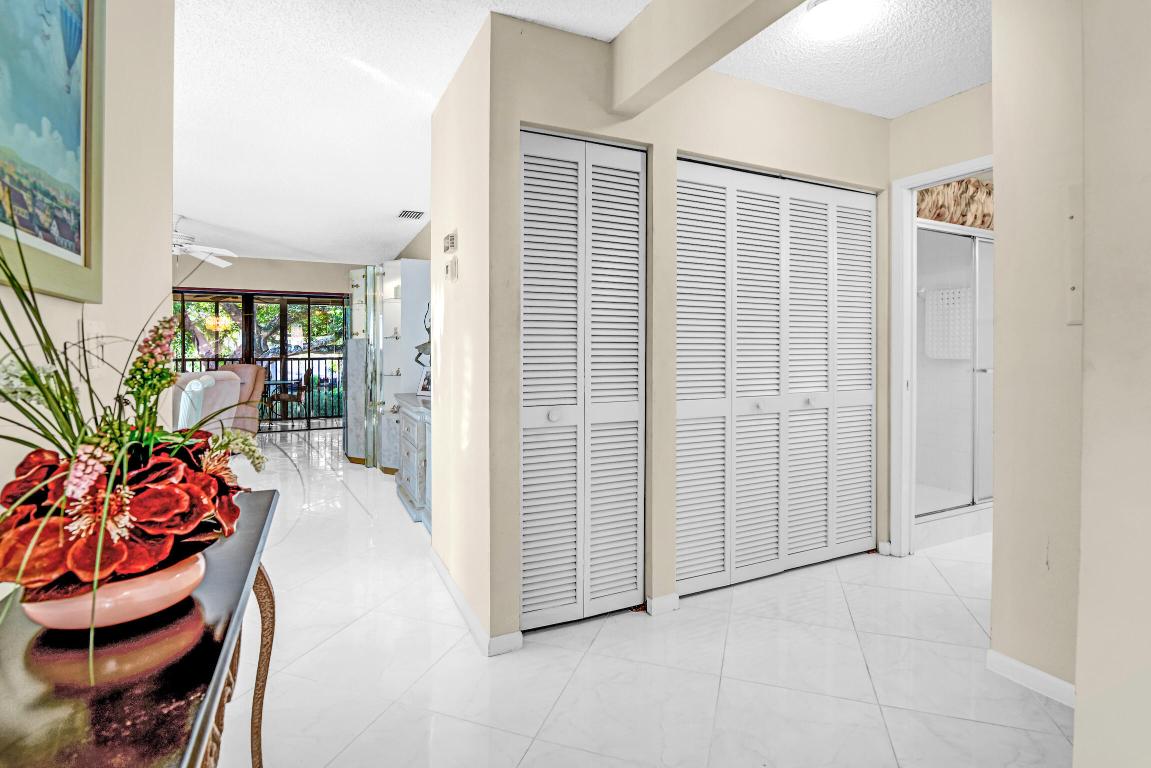 Pelican Pointe Condo - Residential