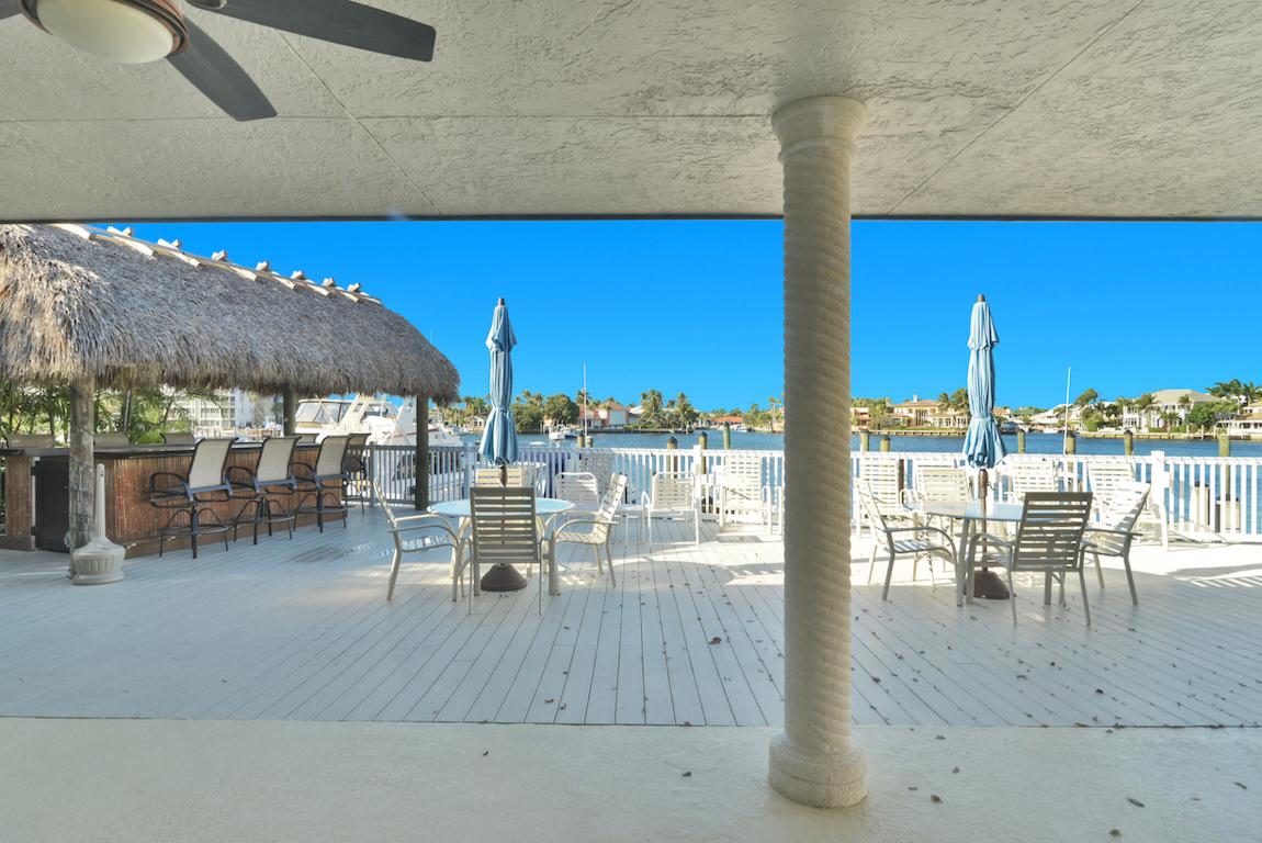 Pelican Pointe Condo - Residential