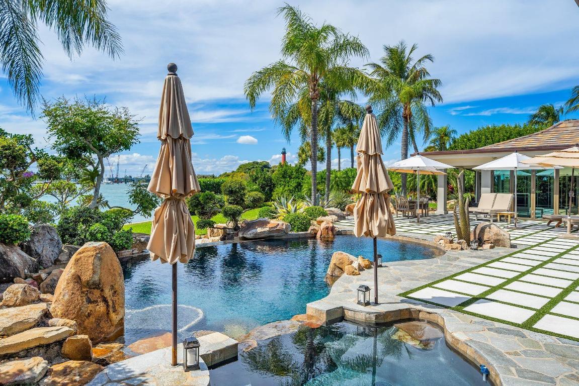 JUPITER INLET BEACH COLONY - Residential