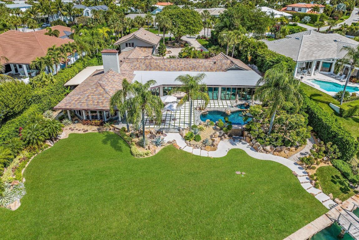 JUPITER INLET BEACH COLONY - Residential