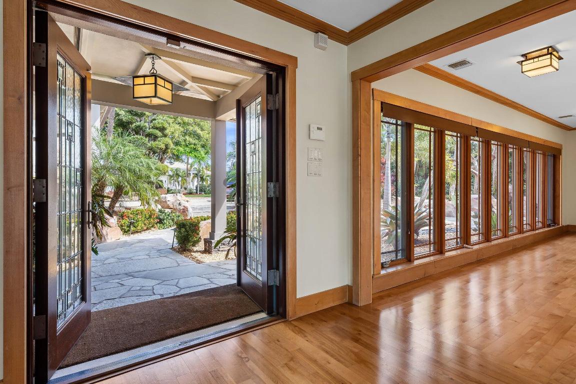 JUPITER INLET BEACH COLONY - Residential