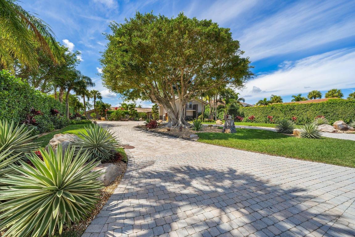 JUPITER INLET BEACH COLONY - Residential