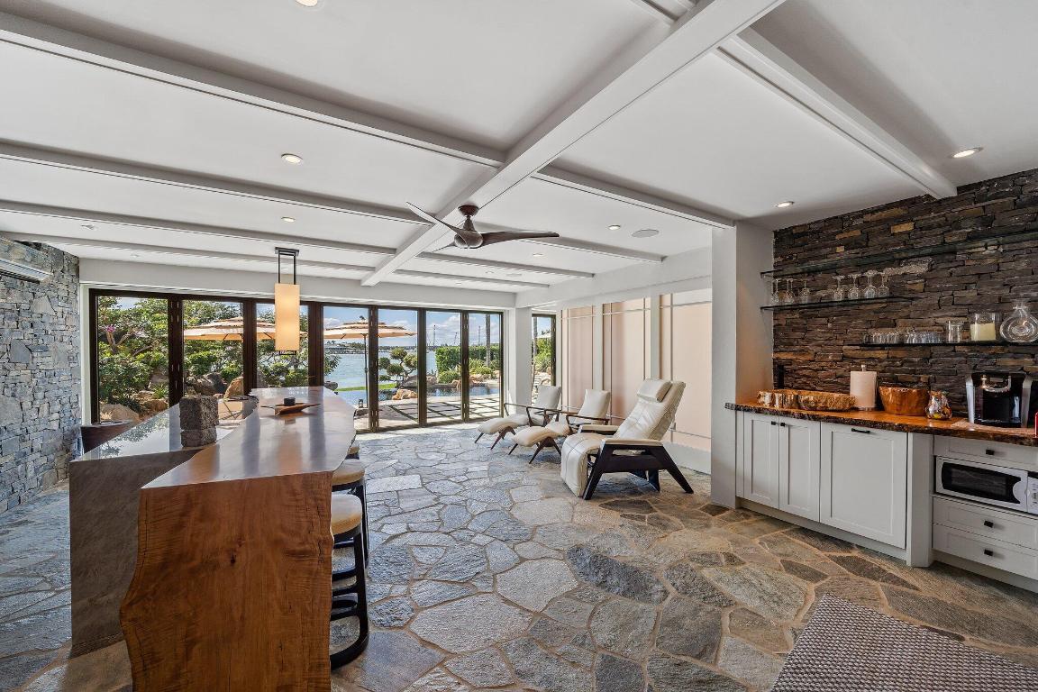 JUPITER INLET BEACH COLONY - Residential