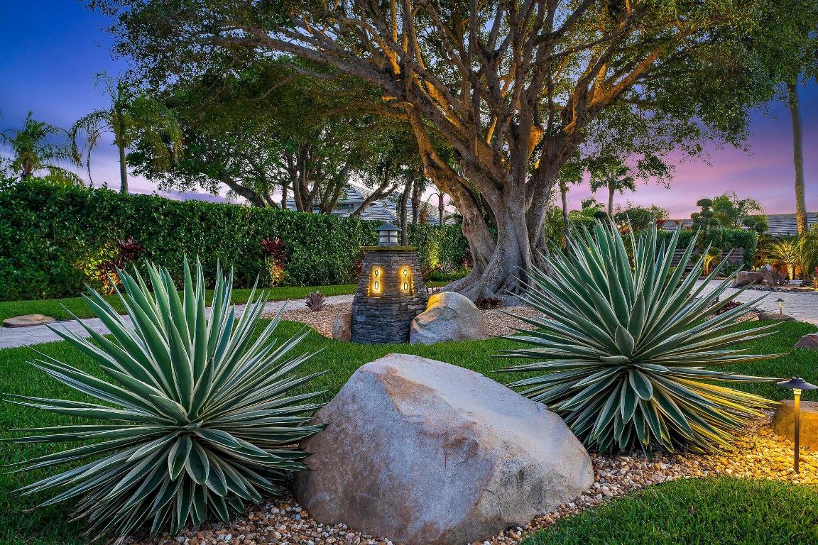 JUPITER INLET BEACH COLONY - Residential