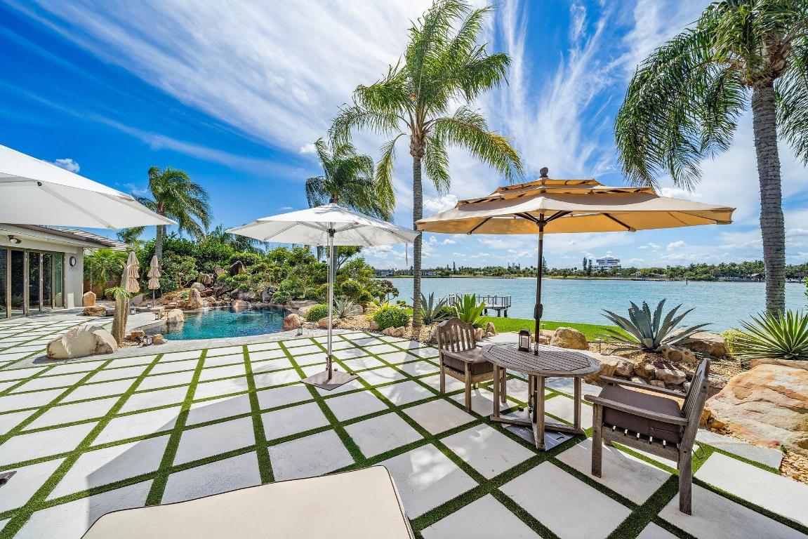 JUPITER INLET BEACH COLONY - Residential