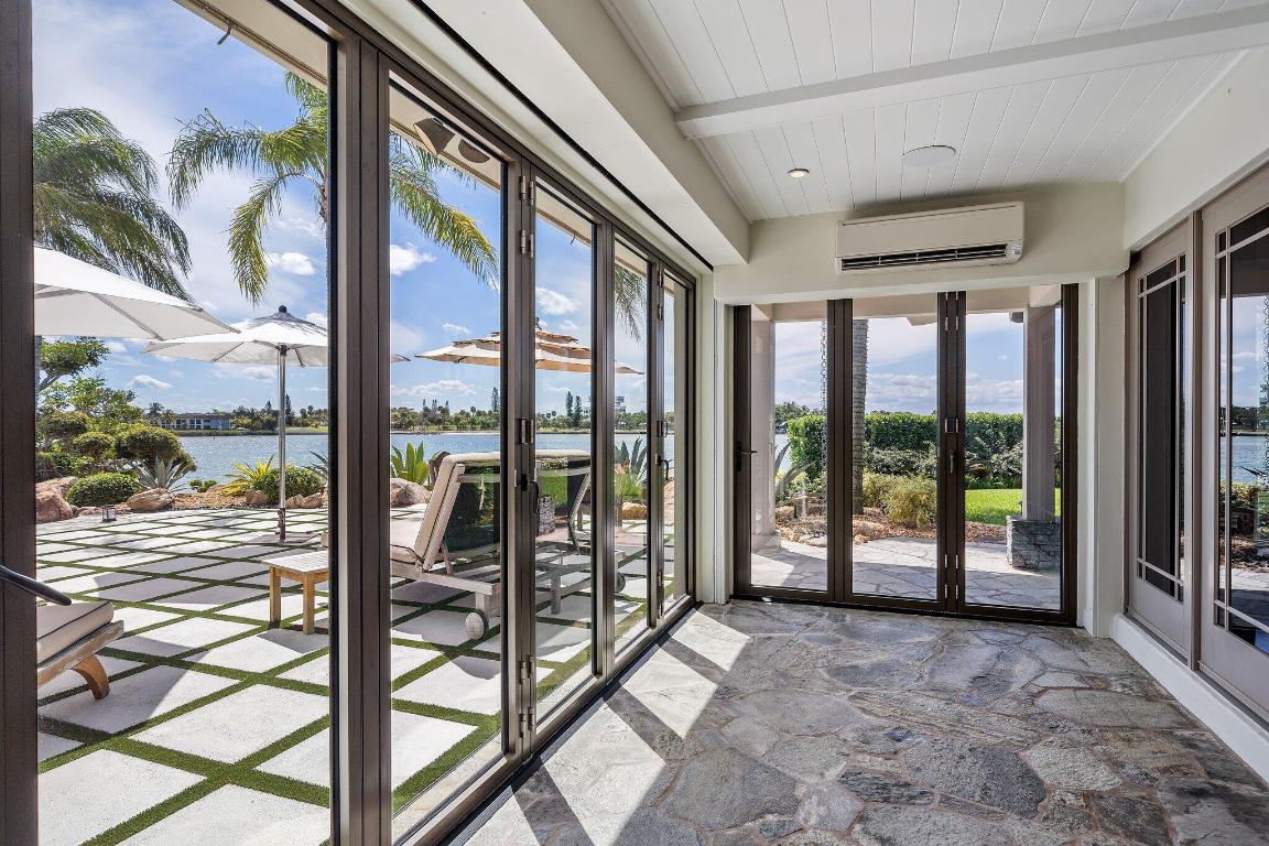 JUPITER INLET BEACH COLONY - Residential