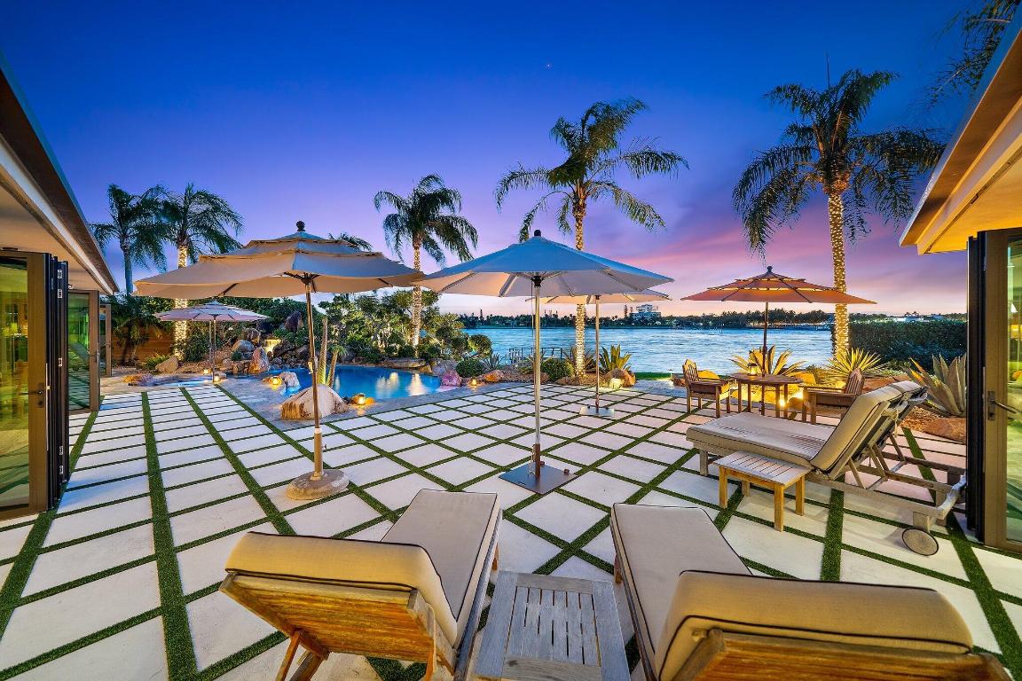 JUPITER INLET BEACH COLONY - Residential