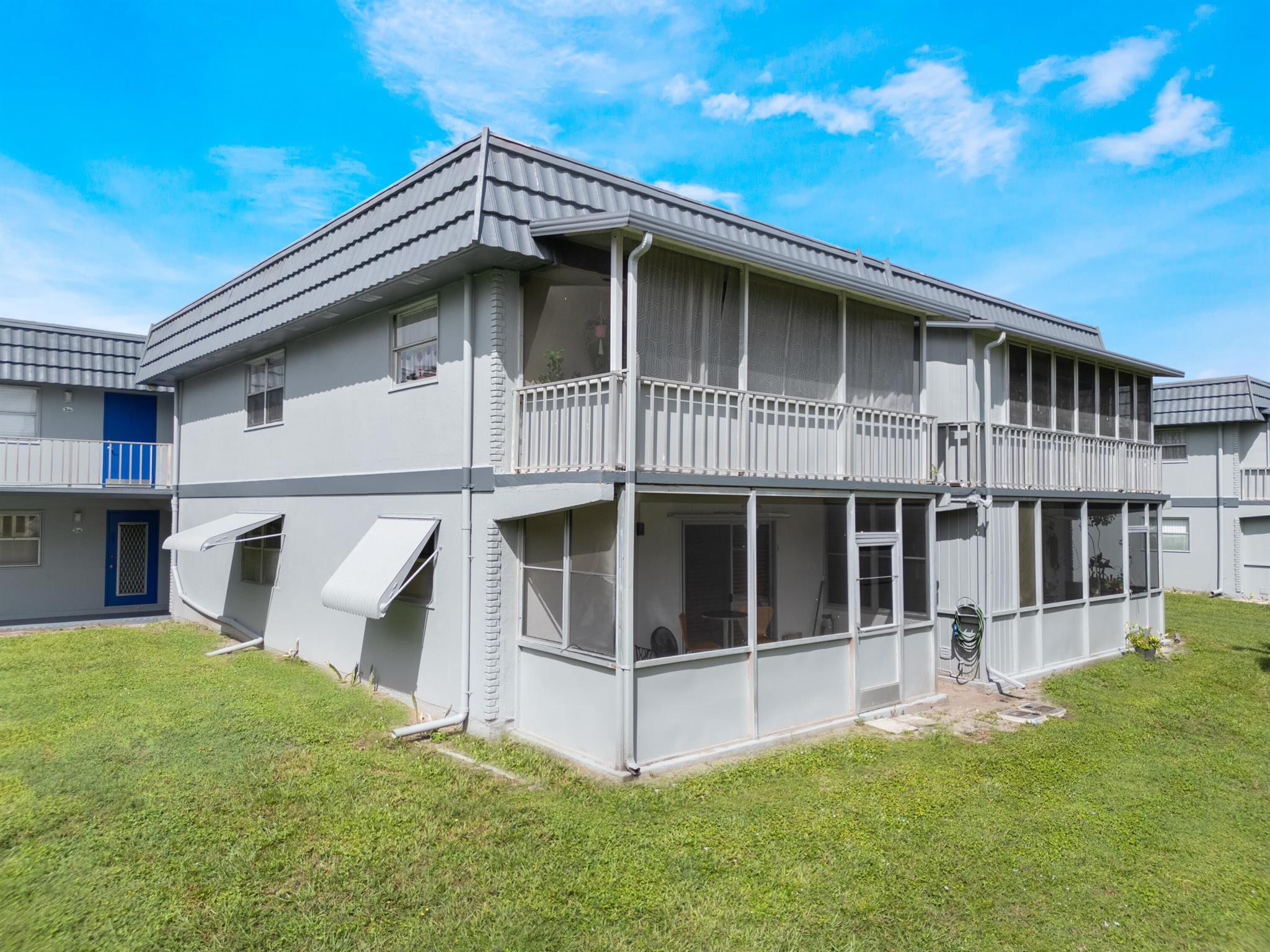 KINGS POINT SAXONY CONDOS - Residential