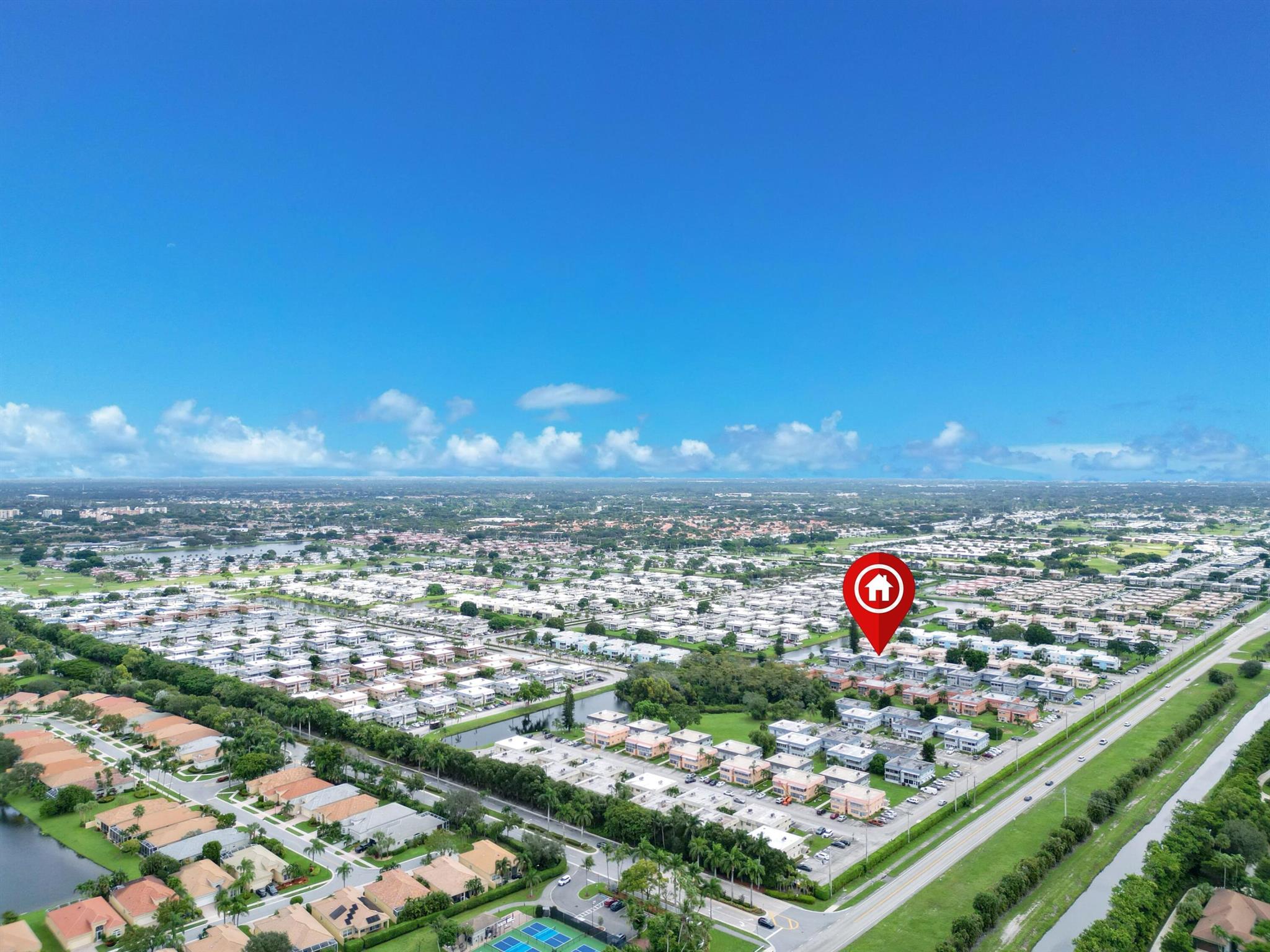 KINGS POINT SAXONY CONDOS - Residential