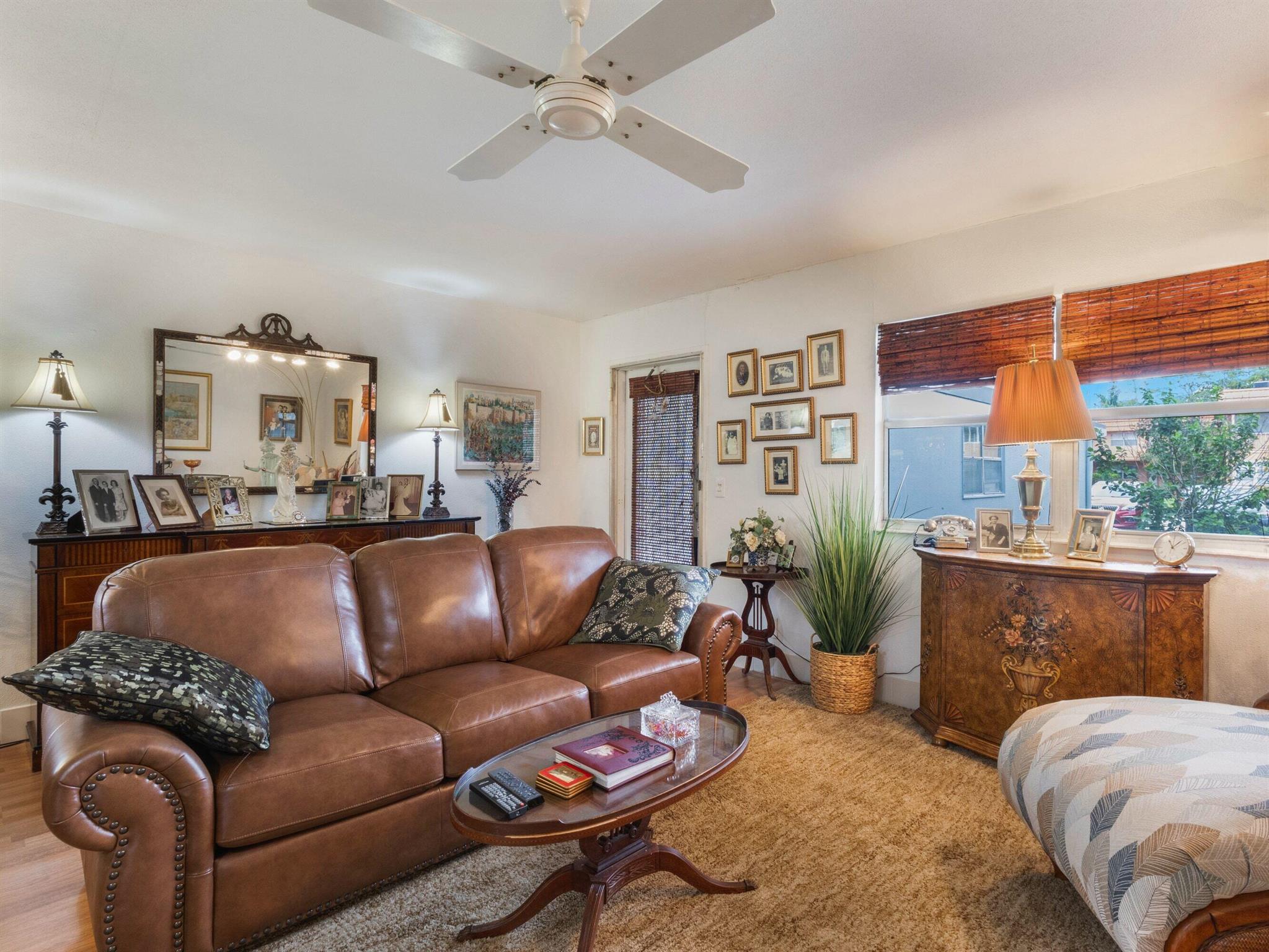 KINGS POINT SAXONY CONDOS - Residential