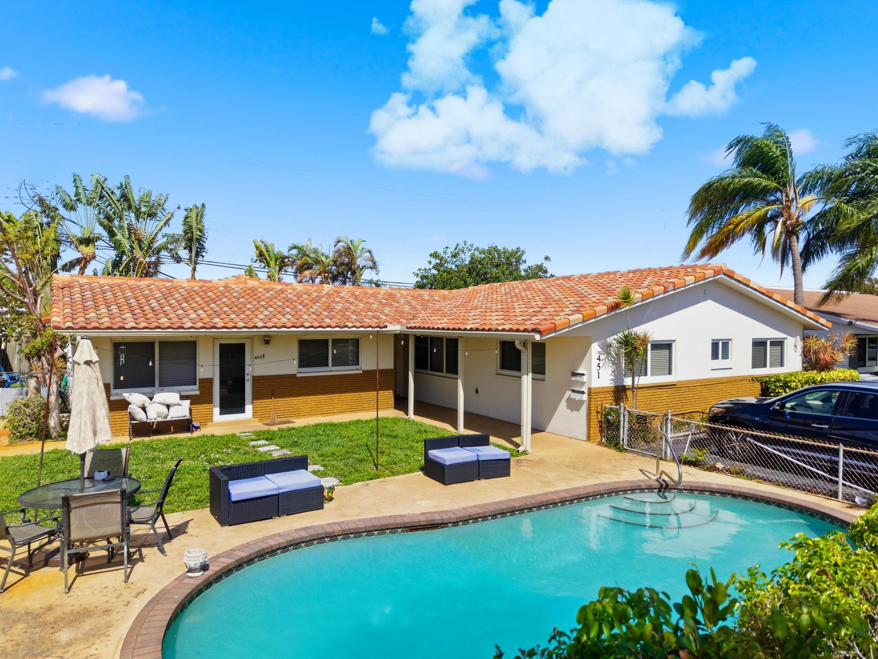 451 SE 1st Avenue A & B