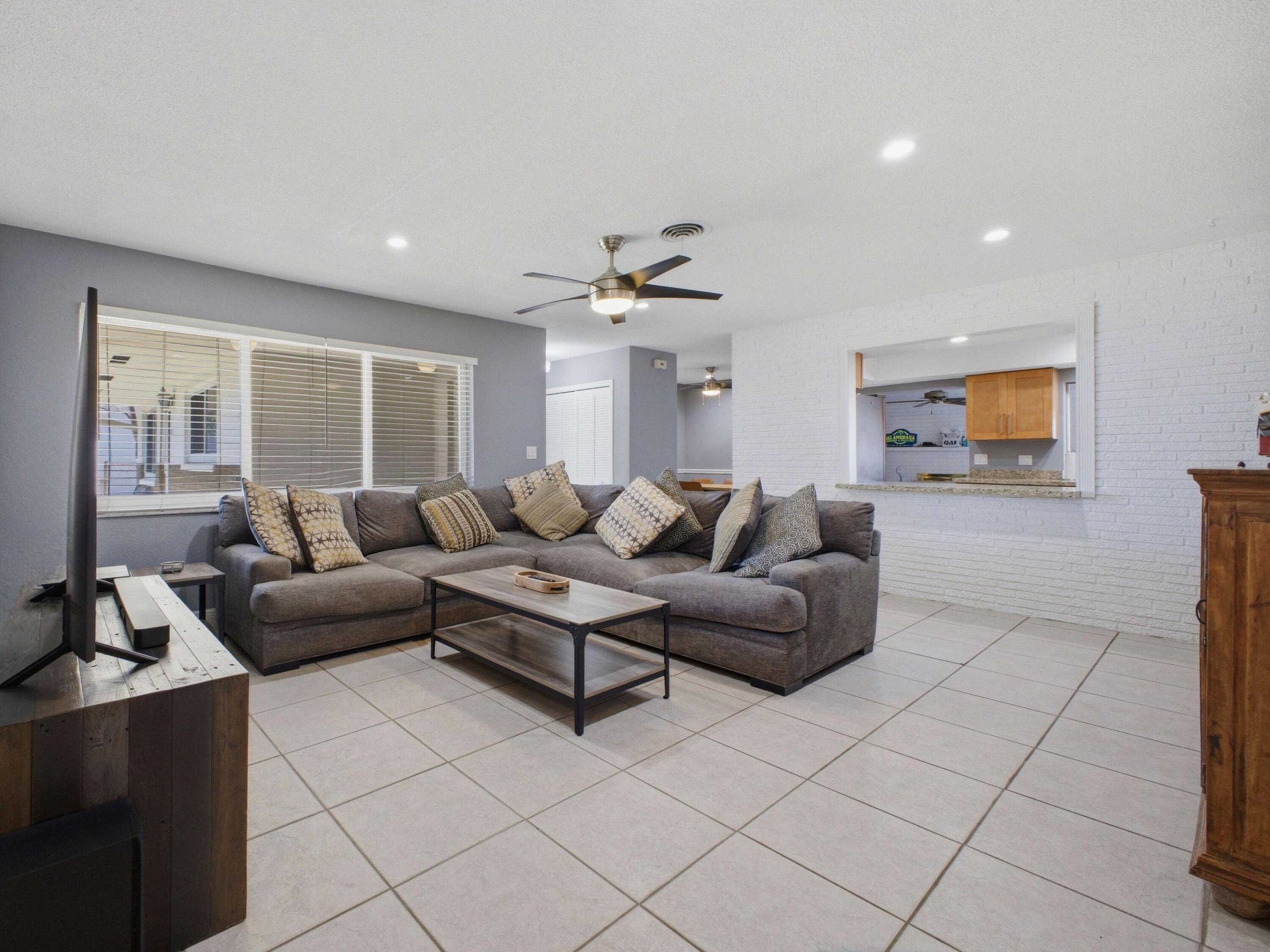 GARDEN ISLES SEC 2 - Residential Income