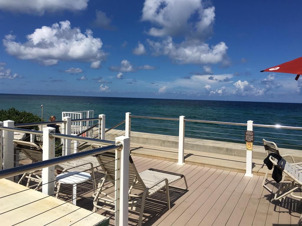 Photo of 3589 S Ocean Boulevard #39li, South Palm Beach, FL 33480 (MLS # R10714811)