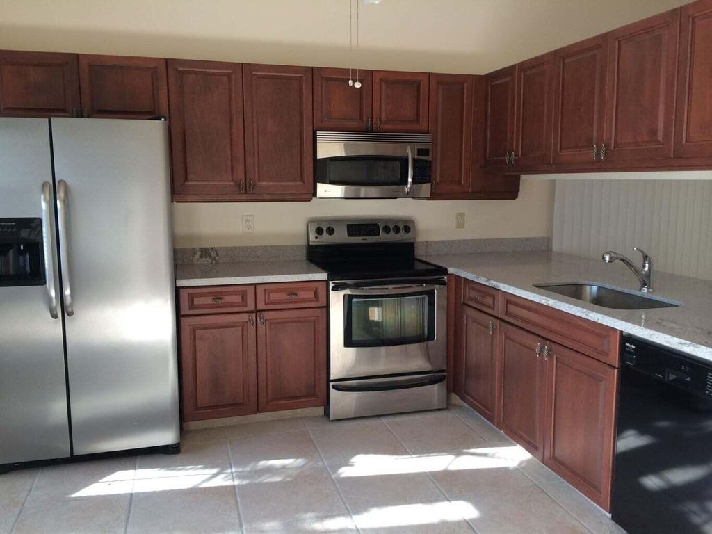 Photo of 4 Hawthorne Lane, Boynton Beach, FL 33426 (MLS # R10972286)