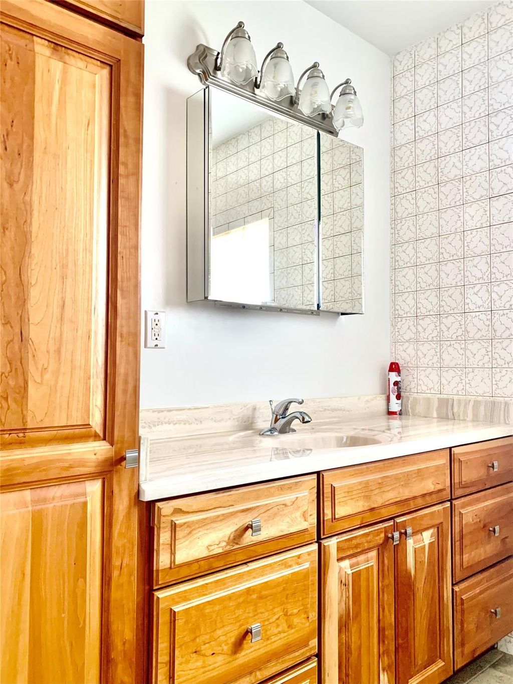 Photo of 318 SW 67th Terrace #B, Pembroke Pines, FL 33023 (MLS # F10555634)