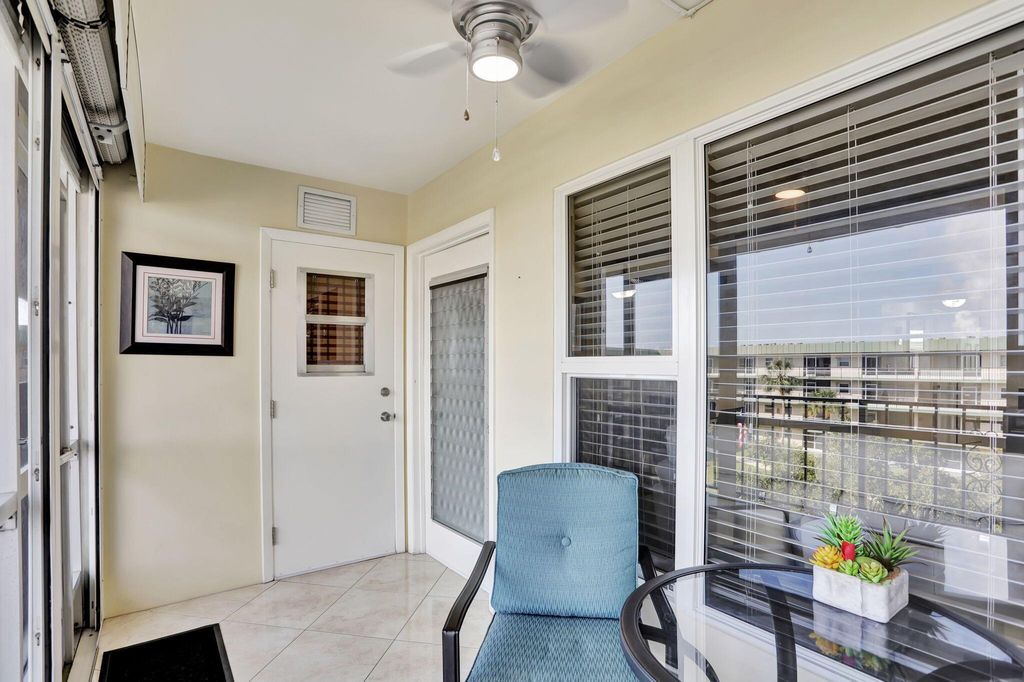 Photo of 806 SE 7th Street #403, Deerfield Beach, FL 33441 (MLS # R11147894)