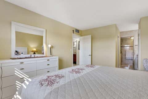 Tiny photo for 806 SE 7th Street #403, Deerfield Beach, FL 33441 (MLS # R11147894)