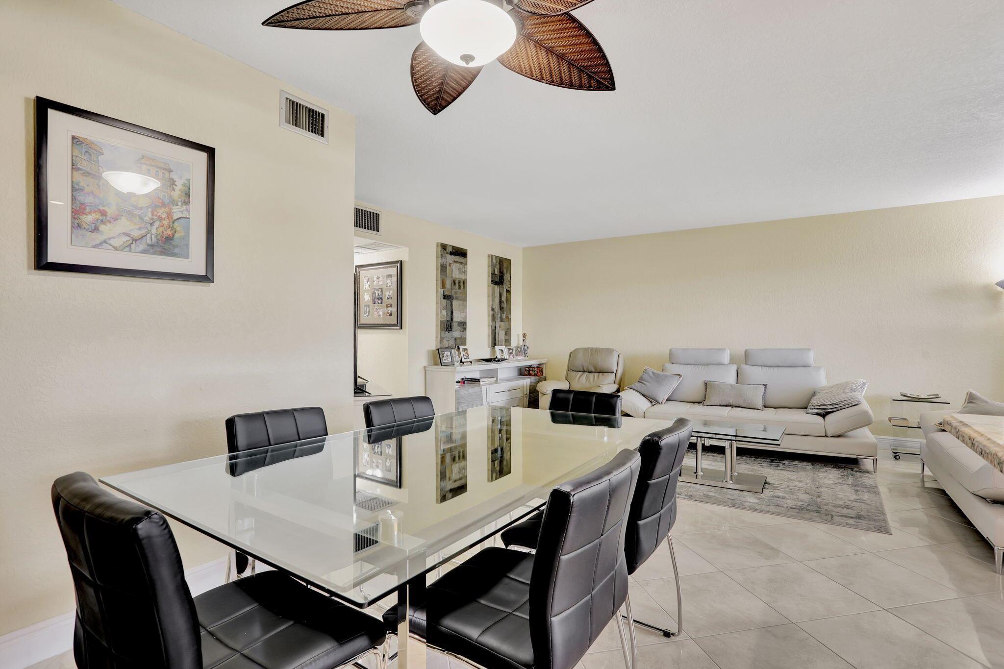 HAMPTON GARDENS 2 CONDO - Residential