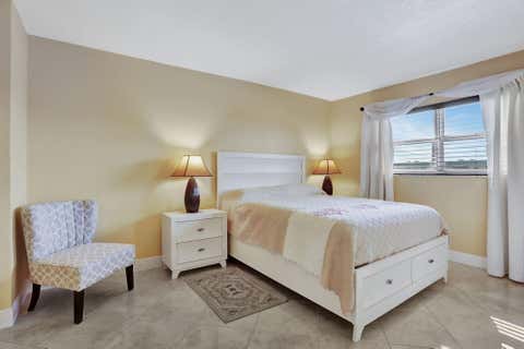 Tiny photo for 806 SE 7th Street #403, Deerfield Beach, FL 33441 (MLS # R11147894)