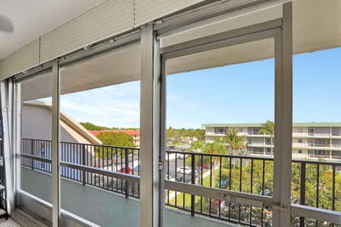 Tiny photo for 806 SE 7th Street #403, Deerfield Beach, FL 33441 (MLS # R11147894)