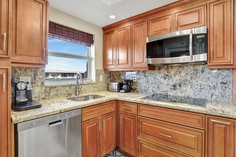 Tiny photo for 806 SE 7th Street #403, Deerfield Beach, FL 33441 (MLS # R11147894)