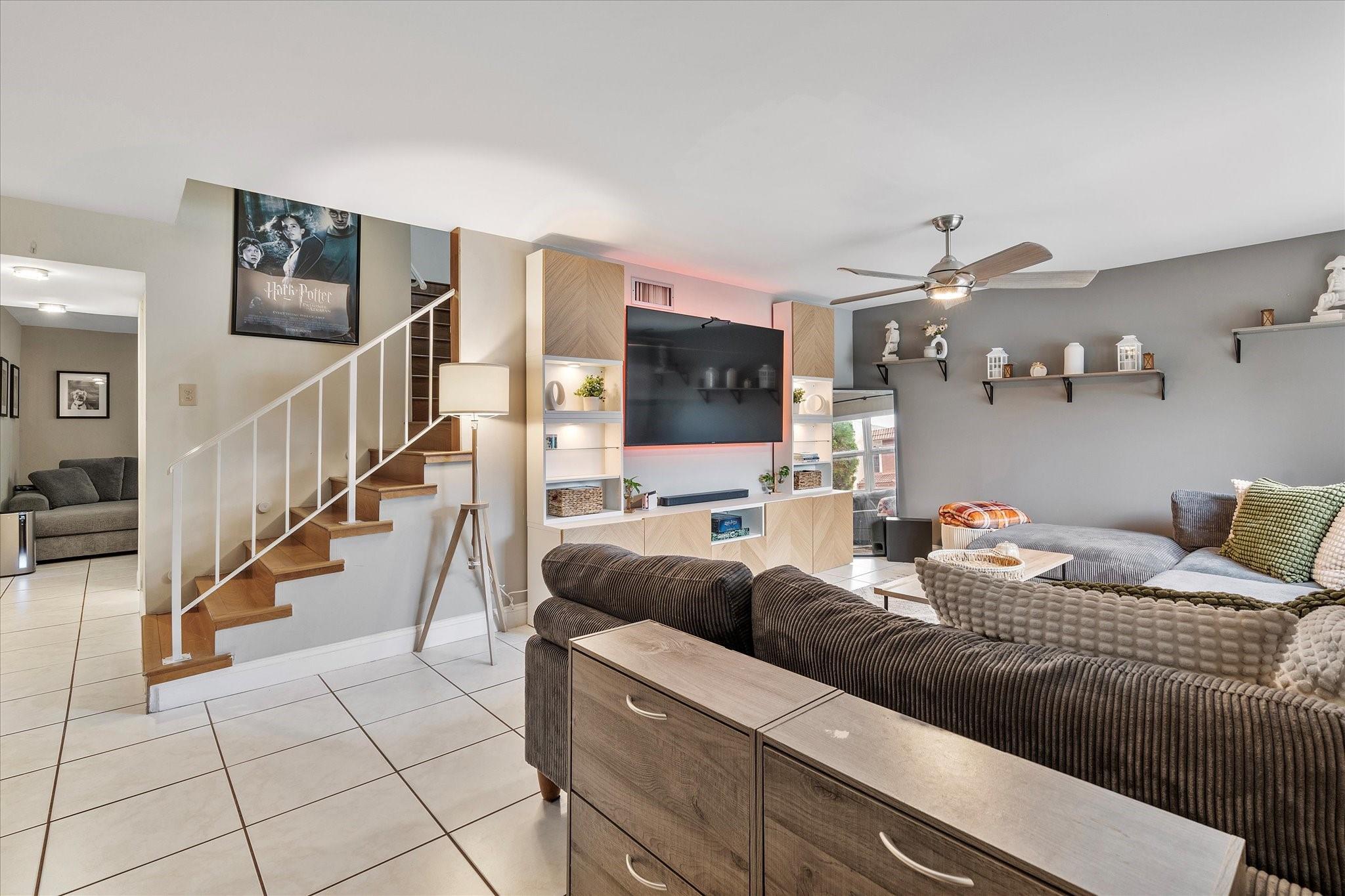 VALENCIA VILLAGE CONDO PH - Residential