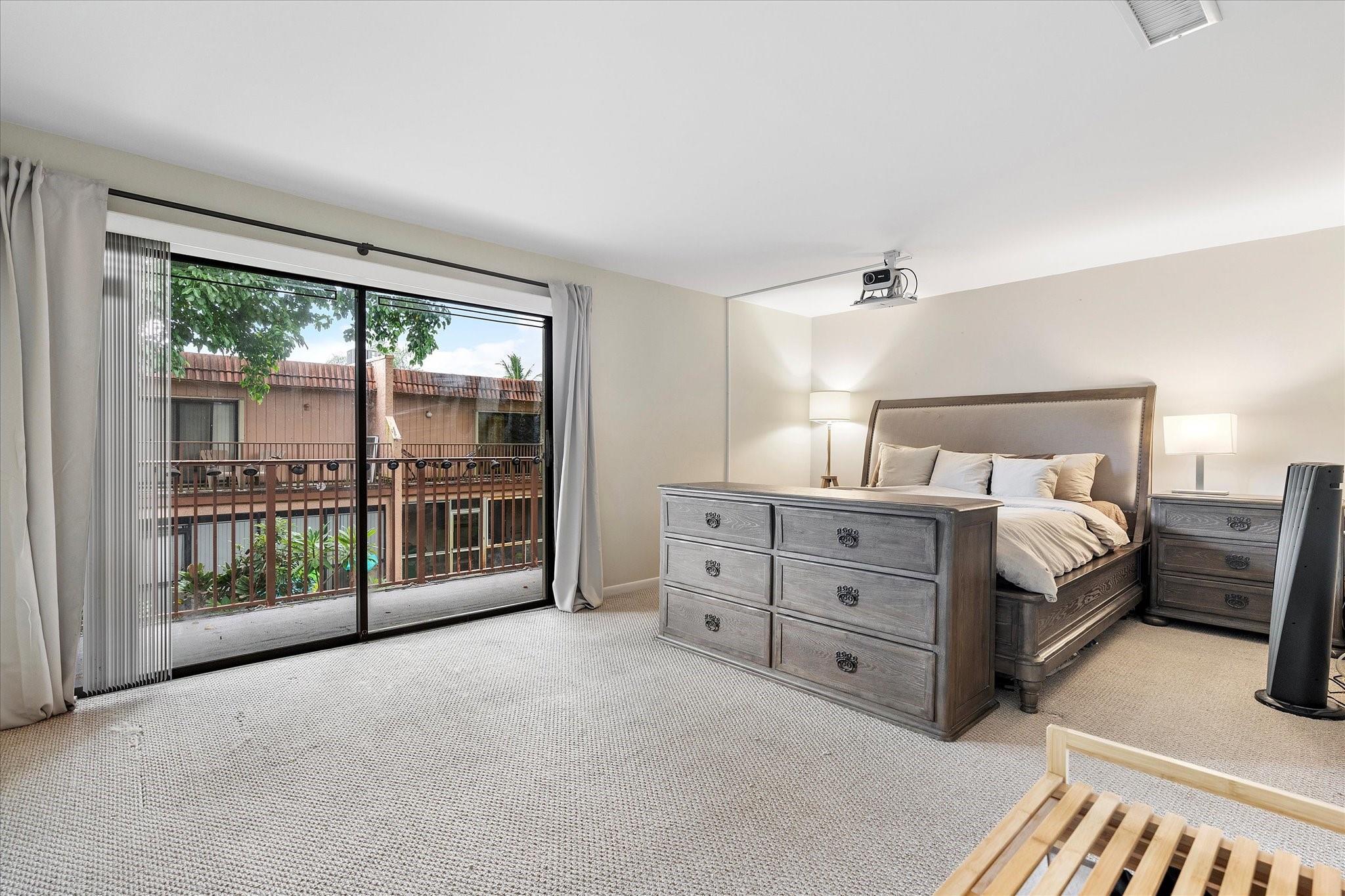 VALENCIA VILLAGE CONDO PH - Residential