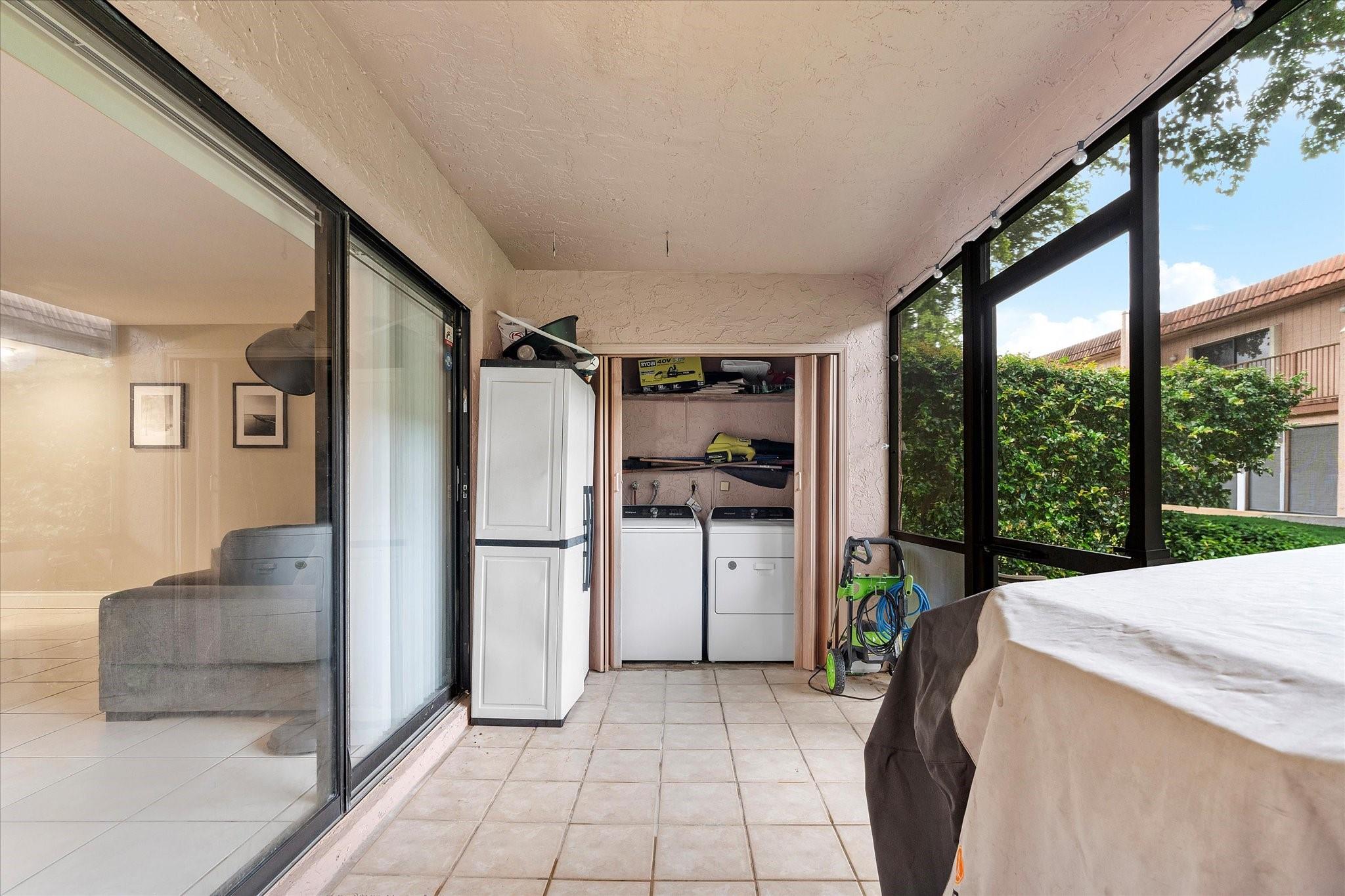 VALENCIA VILLAGE CONDO PH - Residential