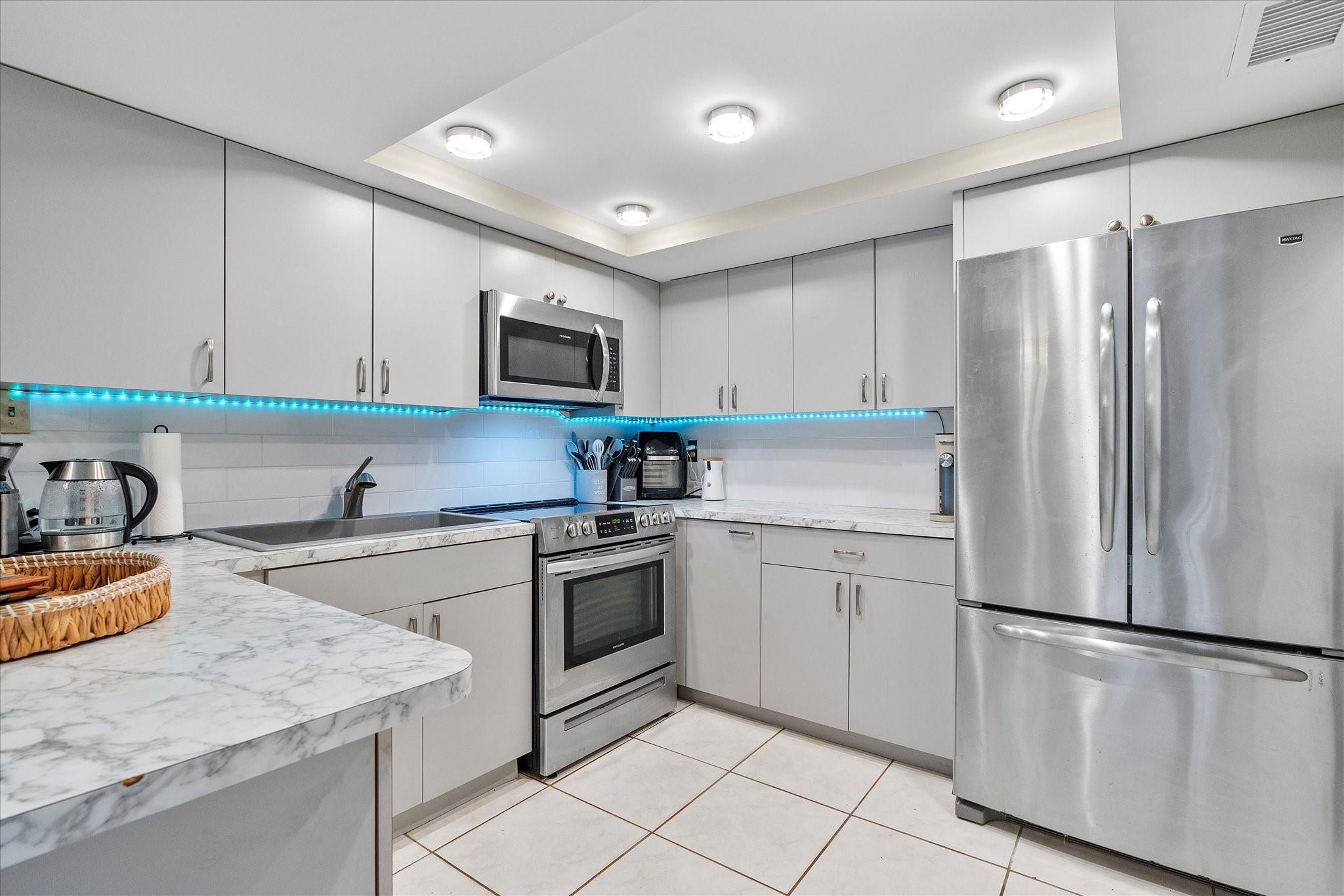 VALENCIA VILLAGE CONDO PH - Residential
