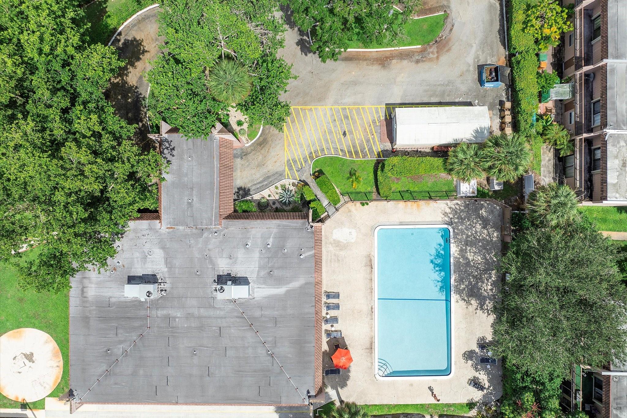 VALENCIA VILLAGE CONDO PH - Residential