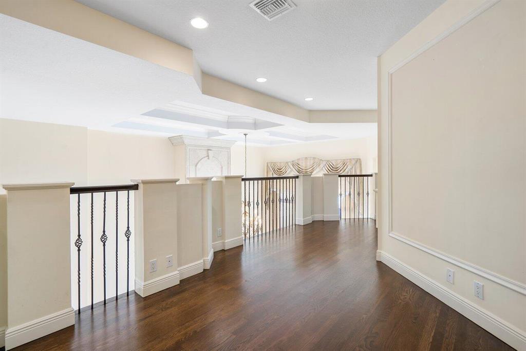 LAKE SHORES LANTANA - Residential