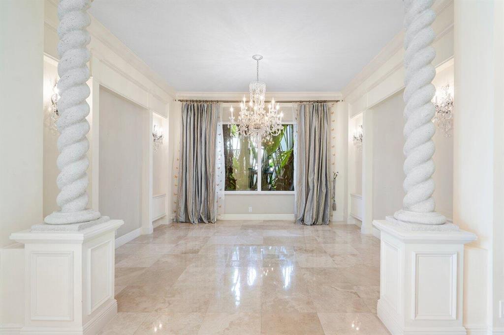 LAKE SHORES LANTANA - Residential