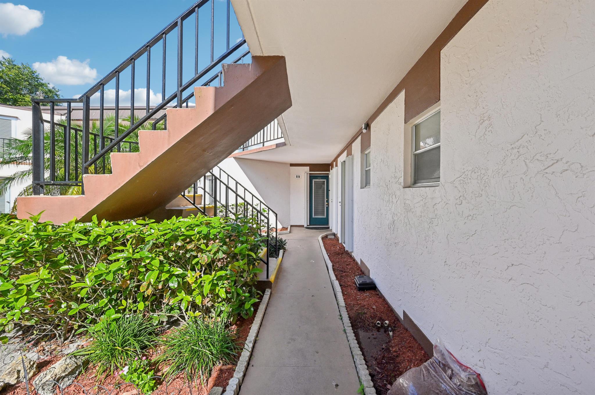 7 Greenway N 111