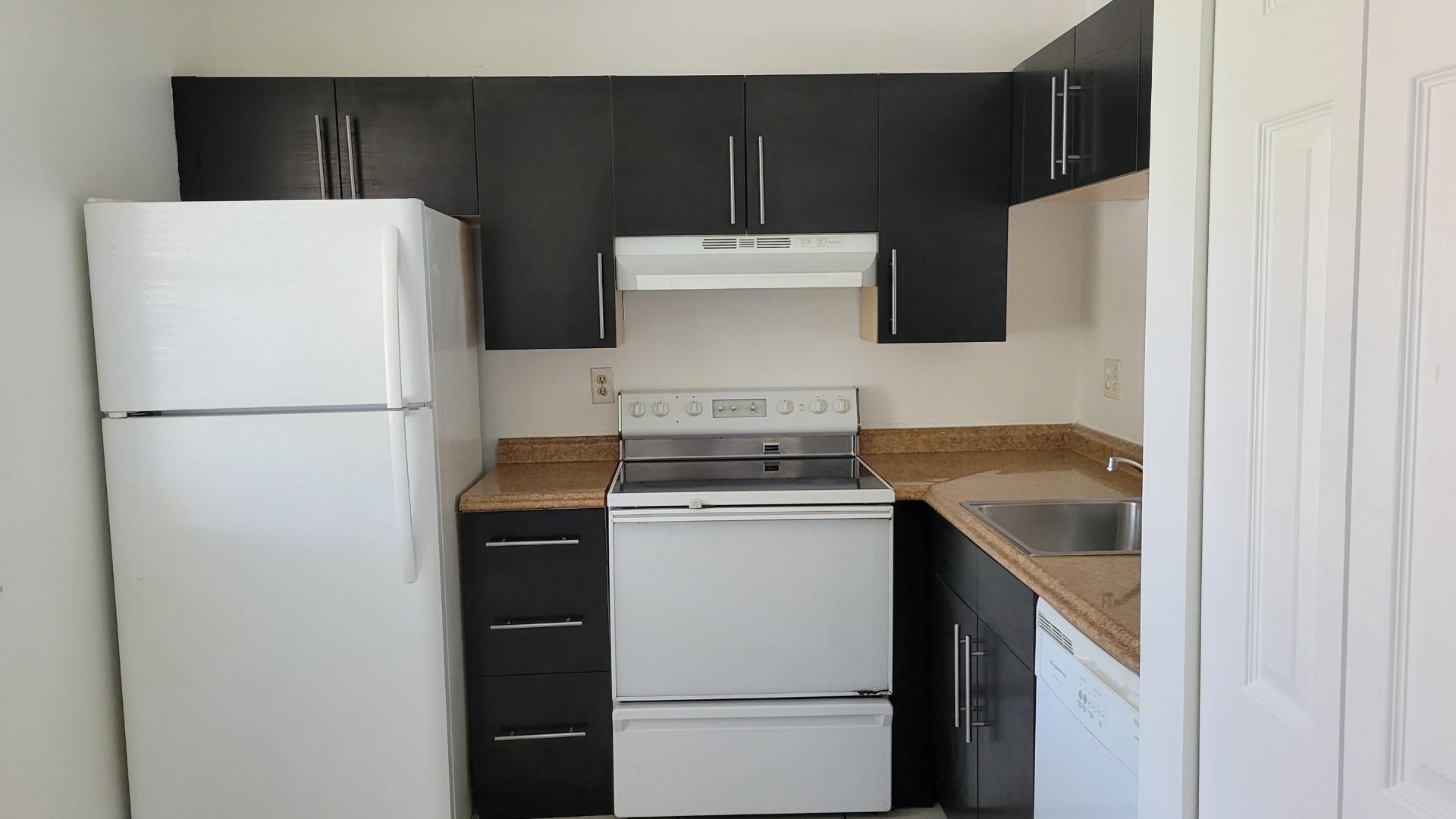 3798 N University Dr 3798