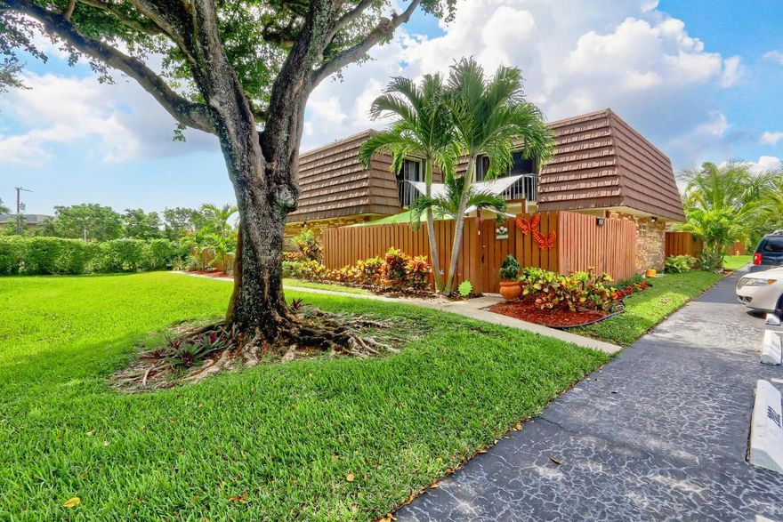 Gorgeous 2 bed 2 bath townhouse in the sought after community of Lago Lucerne. This home boasts a private outdoor patio area perfect for entertaining, open living room, beautiful kitchen cabinets, granite countertops, custom backsplash, new roof, beautiful bathrooms, walk in closet in the master, washer/dryer in the unit, and so much more. This home is move in ready and priced to sell...Schedule your showing today before its too late.