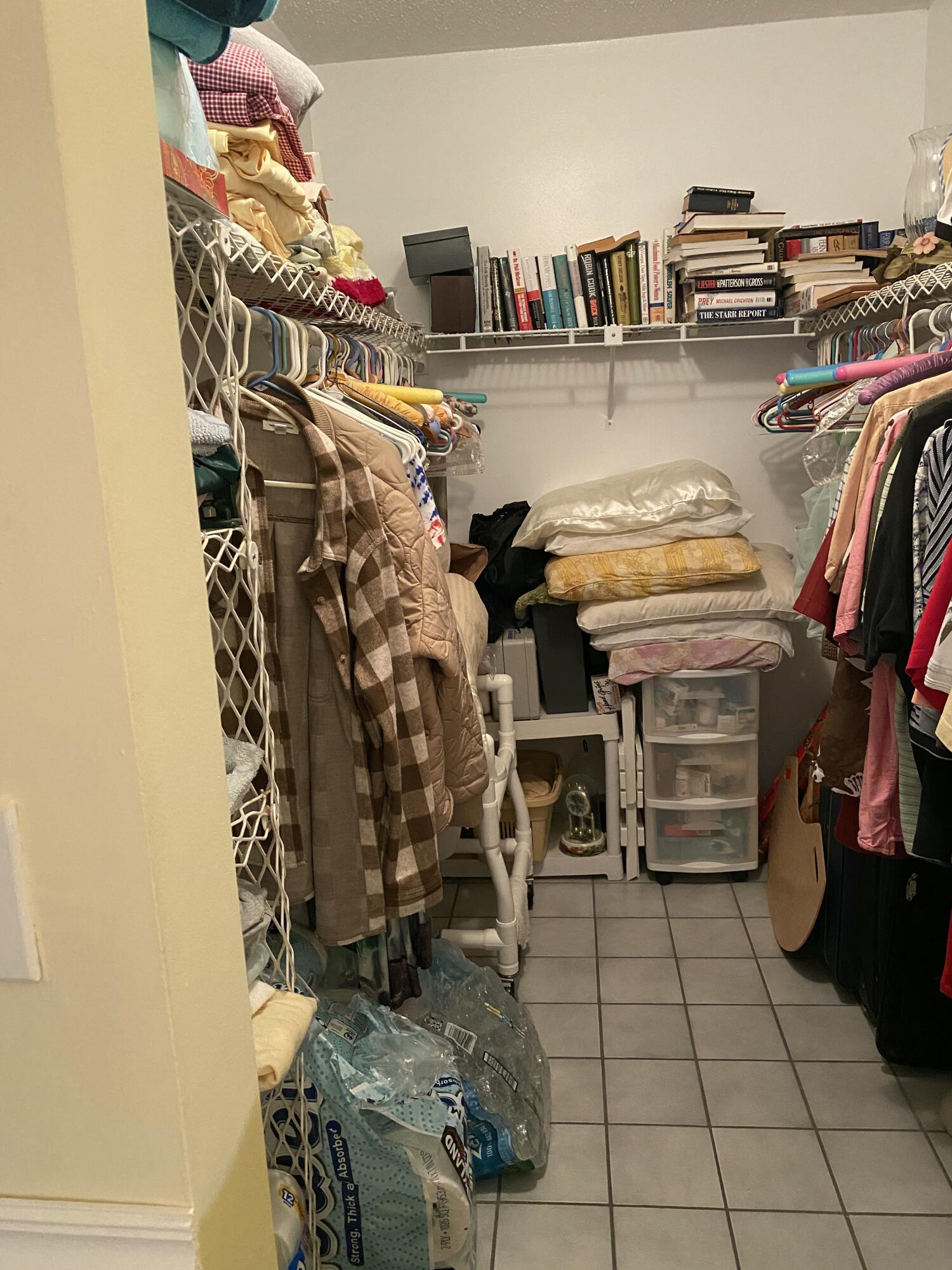 Lakeside Village - Residential